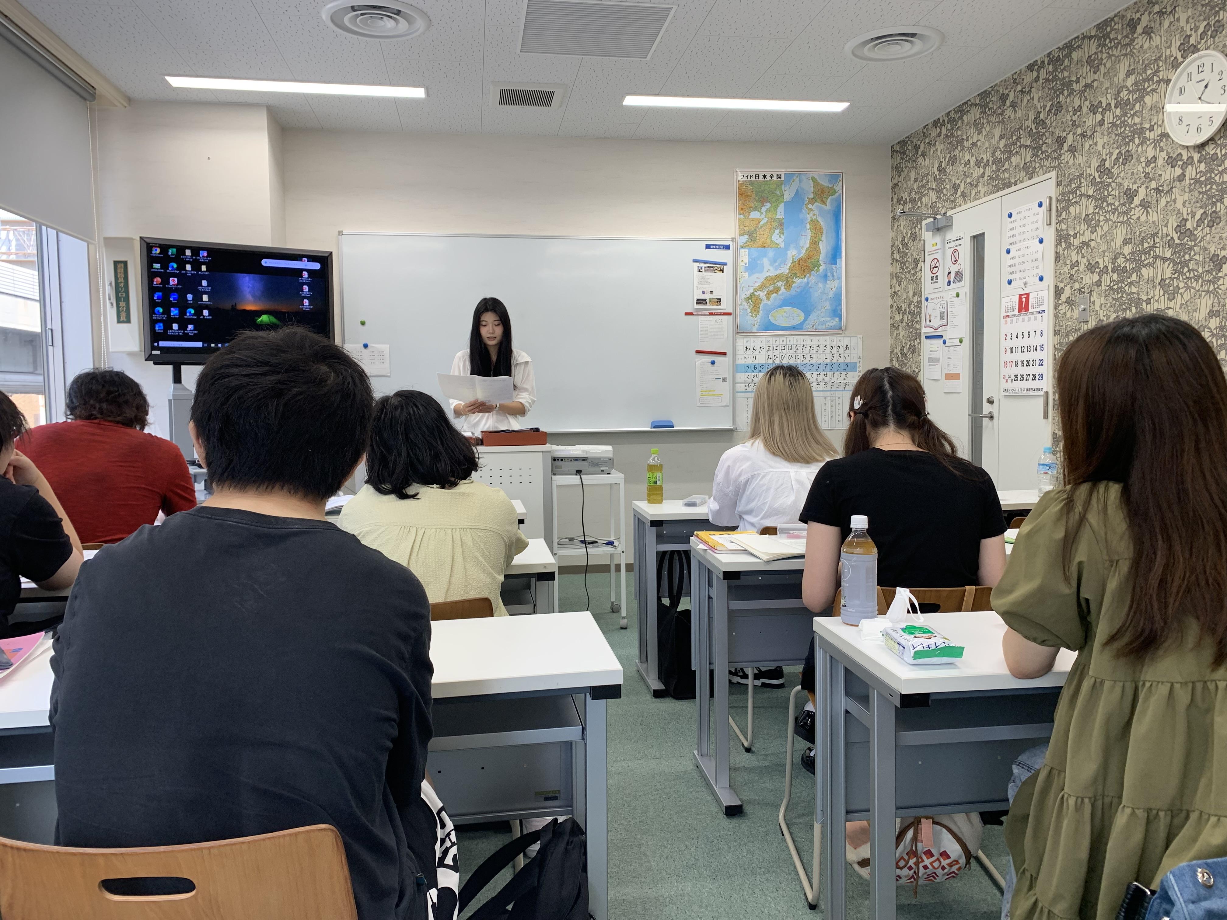 授業風景、発表会
