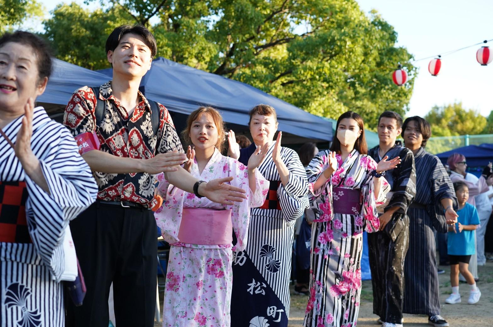 地域活性化や外国人が住みやすい環境づくりのための取り組みも活発に行っています。