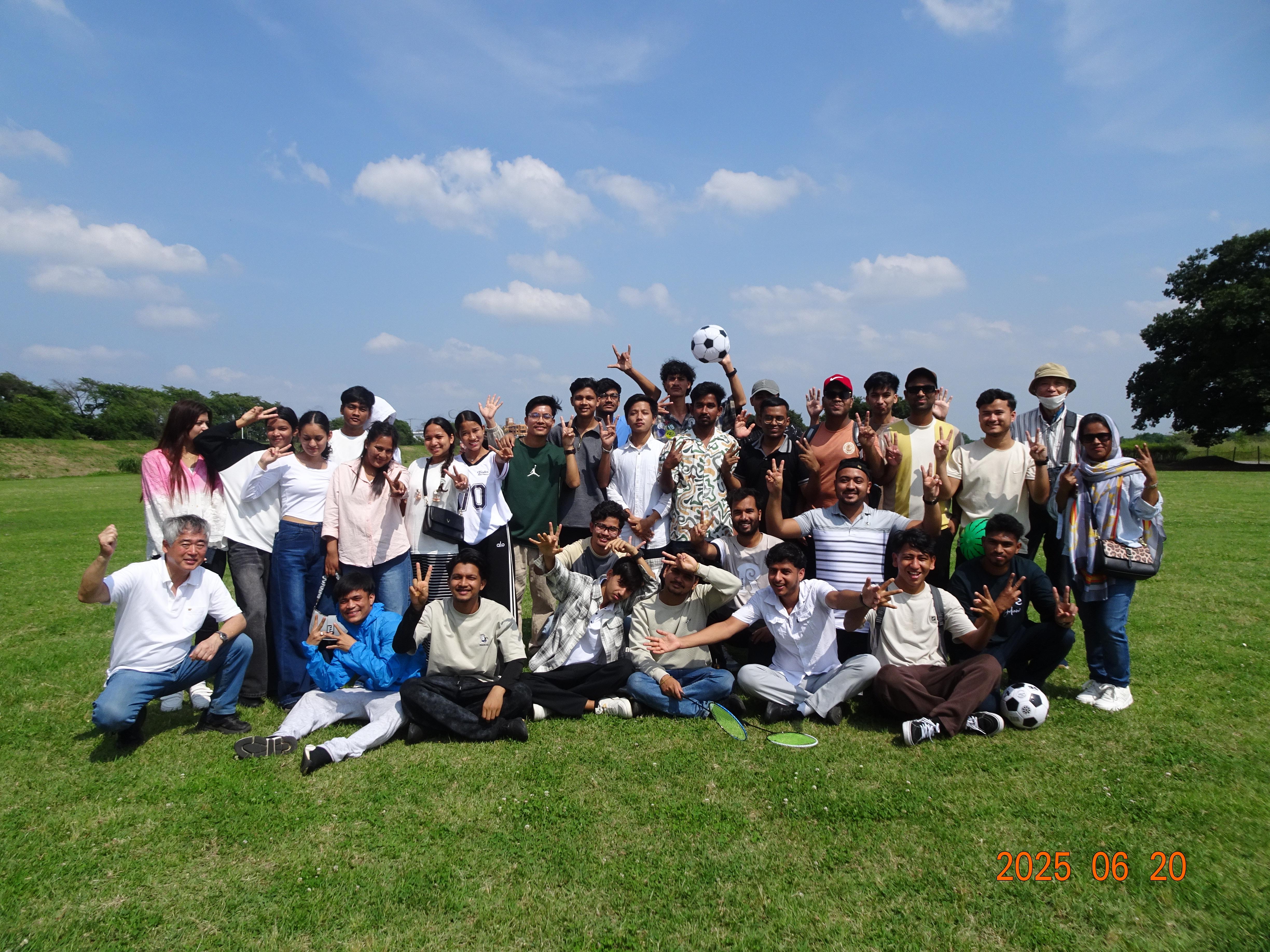 ベンガル語活かす日本語学校の事務・学生サポート（正社員）