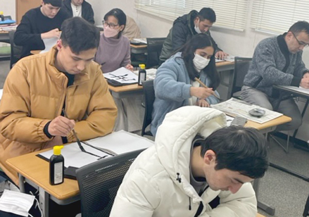 【坂戸市】平成国際教育学院　専任講師（正社員）｜月給25万円〜・残業なし | 平成国際教育学院(埼玉県坂戸市)の求人