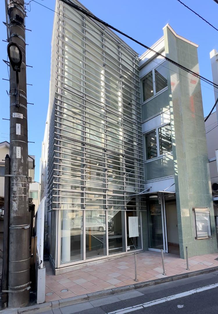 日本語学校　校長