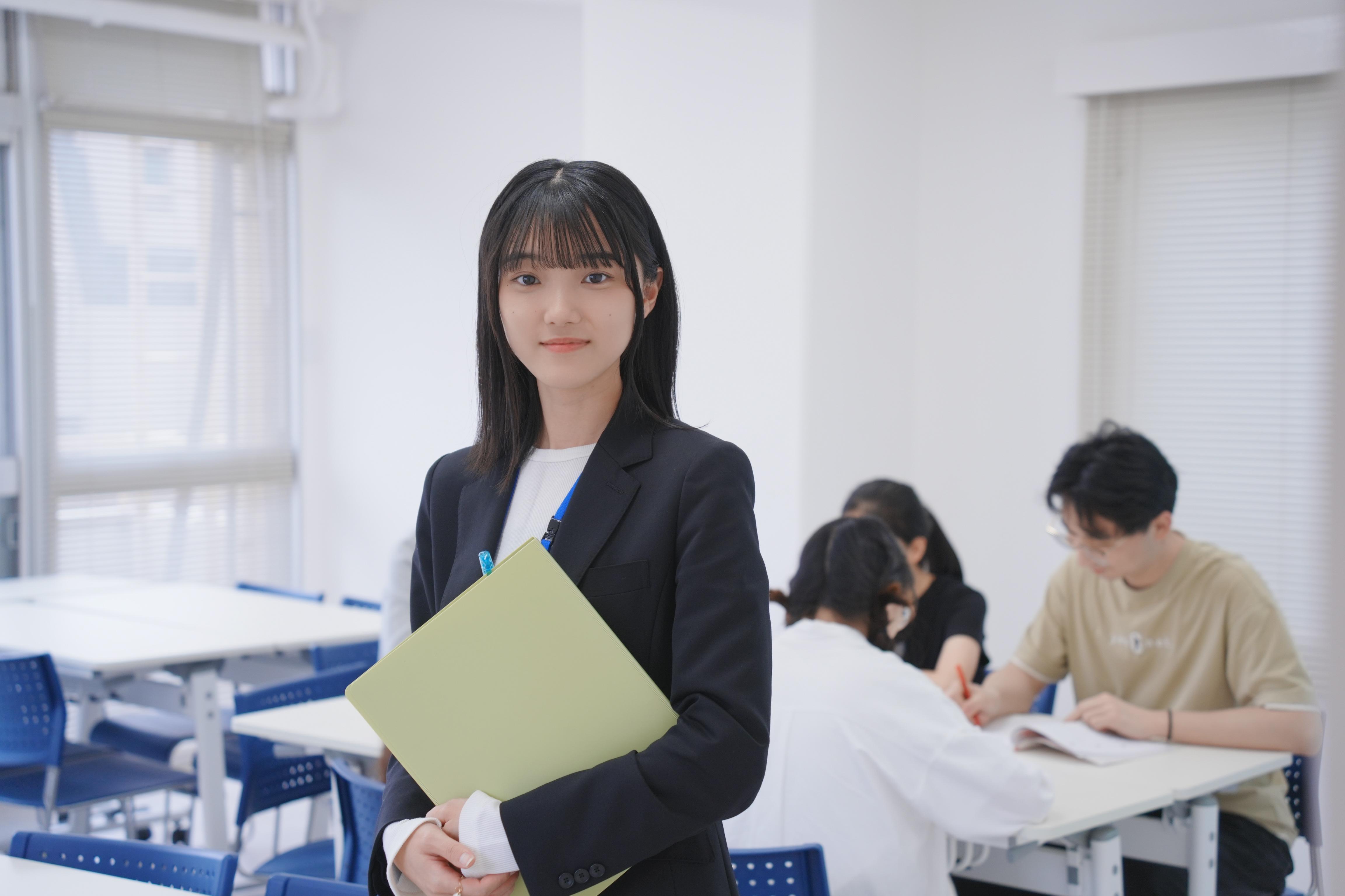 【正社員】日本語学校の専任講師