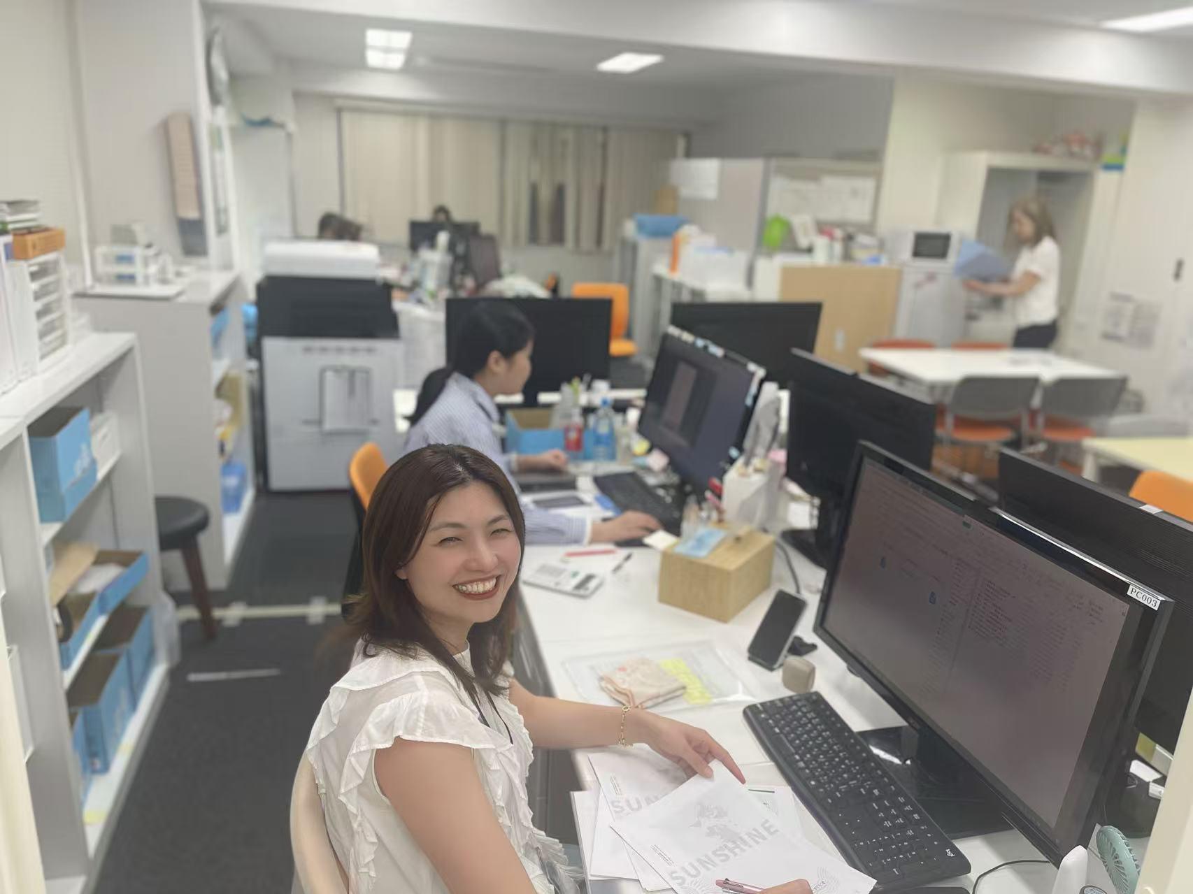 【池袋】日本語学校　常勤講師募集！時短専任可～