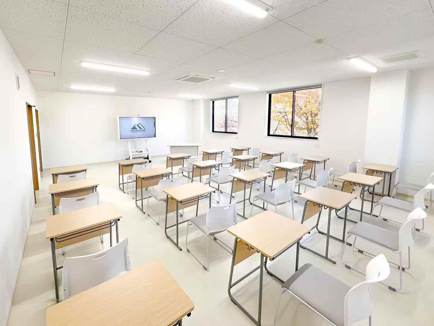 【長野県の認定校】軽井沢国際日本語学校　専任講師募集！ | 軽井沢国際日本語学校(長野県北佐久郡御代田町)の求人