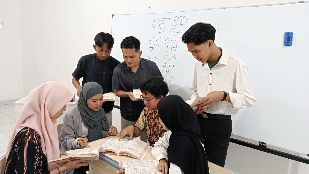 日本語教師の募集（インドネシア）