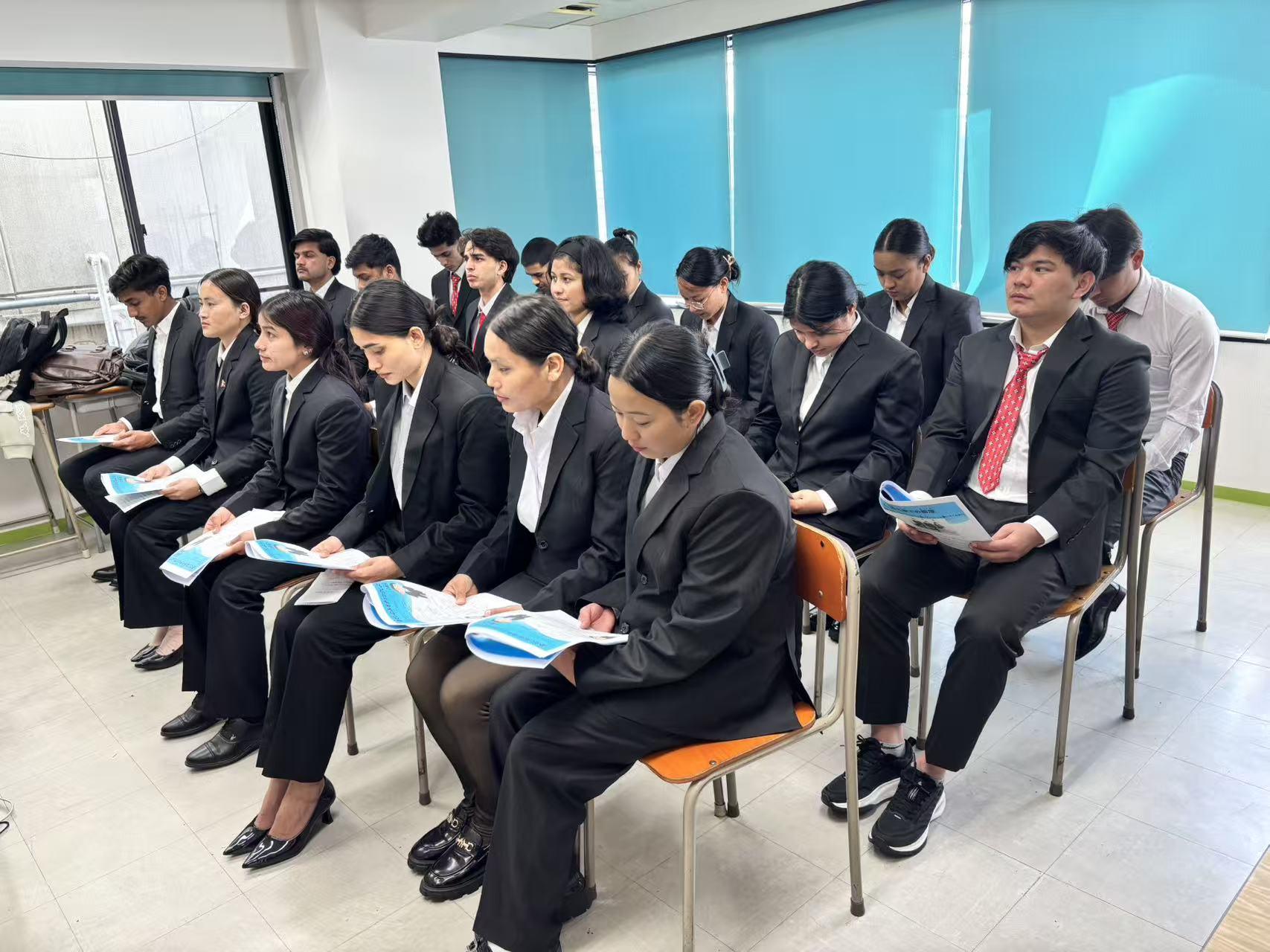 進学説明会の開催